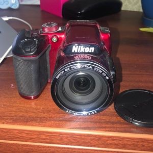 Nikon Coolpix B500 camera